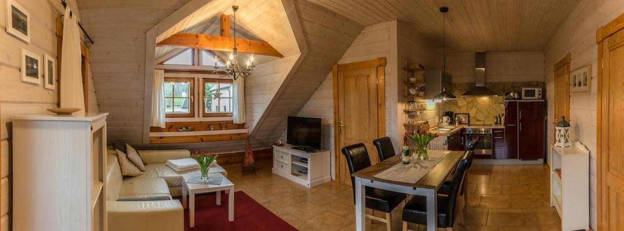 Ferienwohnung Im Blockhaus Rosenkranz Rathmannsdorf Ngoại thất bức ảnh